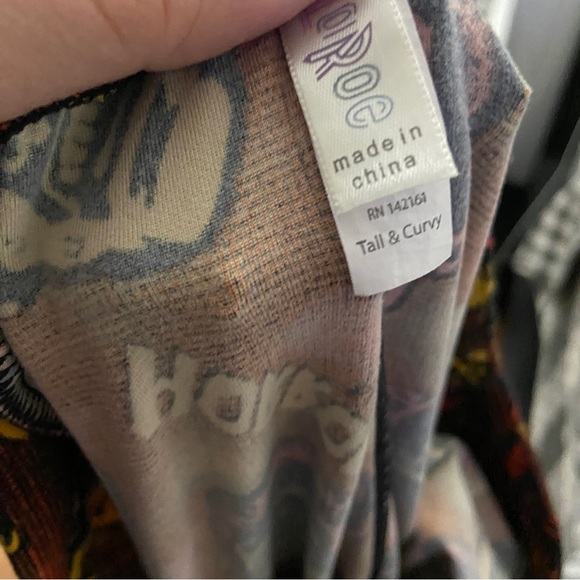 LulaRoe HORROR leggings - Picture 3 of 3